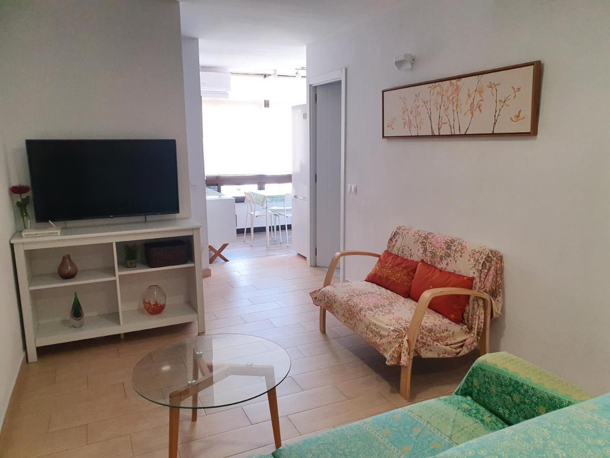 Apartamento Junto Al Puerto De Fuengirola Exterior photo