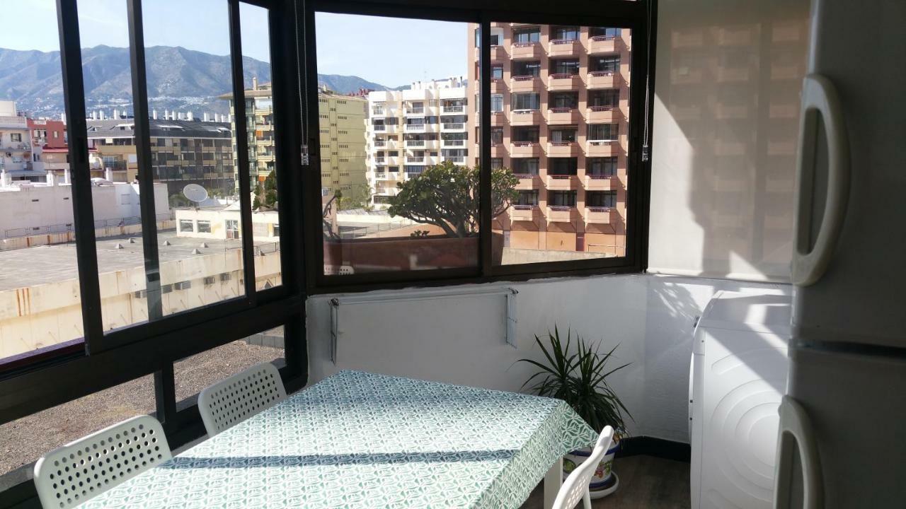 Apartamento Junto Al Puerto De Fuengirola Exterior photo